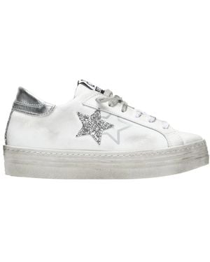 2Star Trainers - White