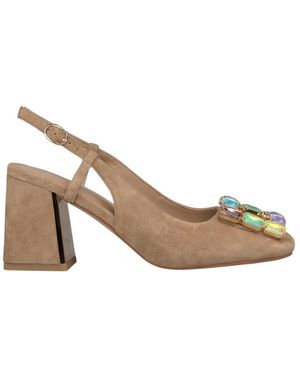 Alma En Pena. Court Shoes - Natural