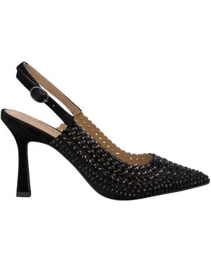 Alma En Pena. Court Shoes - Black