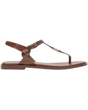 ESTRO Flat Sandals - Brown