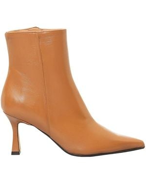 Roberto Festa Heeled Boots - Marrón