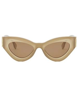 Fendi Braune Sonnenbrille Stilvoll Und Bequem - Natur
