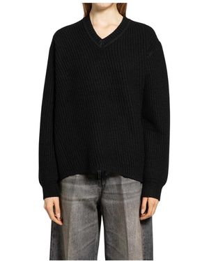 6397 Angled Rib V-Neck - Zwart