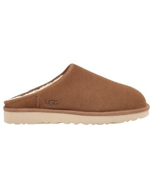 UGG Slippers - Marrón