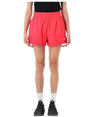 The North Face Leistungsstarke Gewebte Shorts Mit Feuchtigkeitsregulierender Technologie - Rot