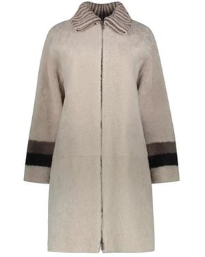 Lorena Antoniazzi Single-Breasted Coats - Natural