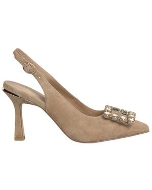 Alma En Pena. Court Shoes - White