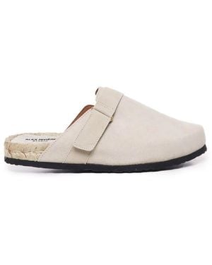 Manebí Mules - White