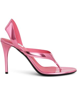 Alaïa Infradito Metallic Leather Sandals - Pink