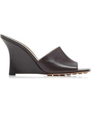 Bottega Veneta Stretch Wedge Lounge Leather Mules - Brown