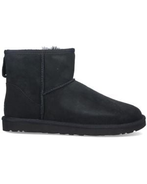 UGG Boots - Black