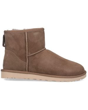 UGG Boots - Brown