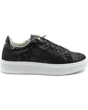 Black Lotto Leggenda Sneakers for Women | Lyst