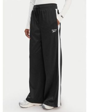 Reebok Jogginghose Dianne Rk25512Ccw Relaxed Fit - Schwarz
