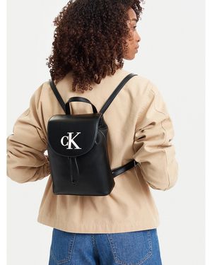 Calvin Klein Rucksack Bold Ck Flap Mini Backpack Lv04F3893G - Schwarz