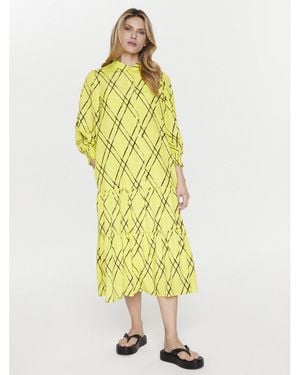 Silvian Heach Kleid Für Den Alltag Gpp23374Ve Regular Fit - Gelb