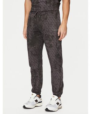Guess Jogginghose Z5Rb14 K9Yi1 Regular Fit - Schwarz