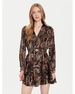 Guess Kleid Für Den Alltag W5Bk53 W2770 Regular Fit - Braun