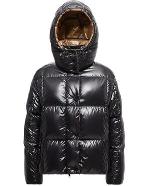【MONCLER】Lamouraショートダウンジャケット Moncler Lamouraショートダウンジャケット ナチュラル | Lyst