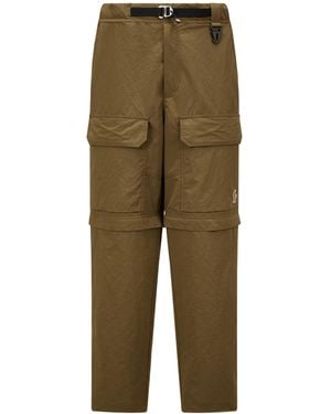 Moncler パンツ - グリーン