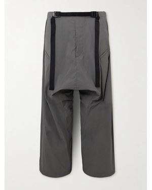 ACRONYM P30BL weit geschnittene Cargohose aus "Encapsulated Nylon"-Material mit Gürtel - Grau