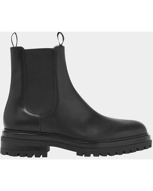 Gianvito Rossi Apos;S Chester Lug Sole Leather Chelsea Boots - Black