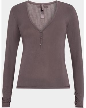 Skims Cloud Sleep V-Neck Henley - Brown