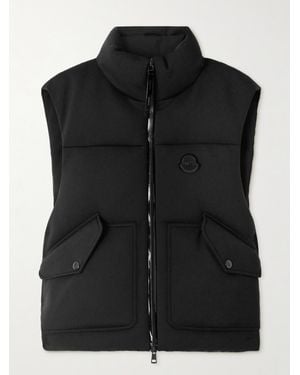 Moncler Genius Edward Enninful Daunenweste Aus Gestepptem Scuba Mit Applikation - Schwarz