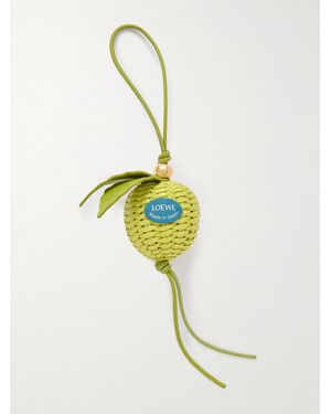 Loewe Granny Apple Taschenanhänger Aus Leder Mit Goldfarbenem Detail - Grün