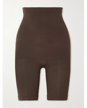 Skims Seamless High-Waisted Above The Knee Short - Brown