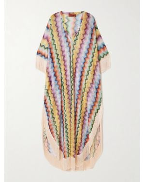 Missoni Mare Kaftan Aus Gestreiftem Häkelstrick Mit Fransen Und Farbverlauf - Weiß