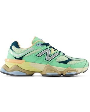 New Balance 9060 Sneakers - Green