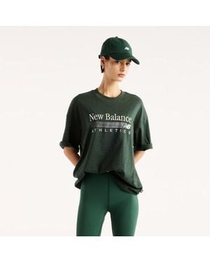 New Balance Donna Trackside Oversized T-Shirt - Verde