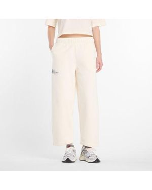 New Balance Nyc Marathon Linear Heritage Fleece Barrel Leg Pant - Natural