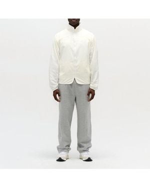 New Balance Hombre Made - Gris