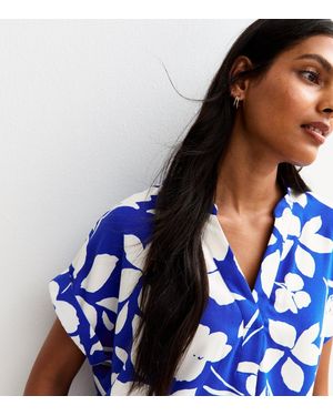 New Look Bright Floral Print V-Neck Top - Blue