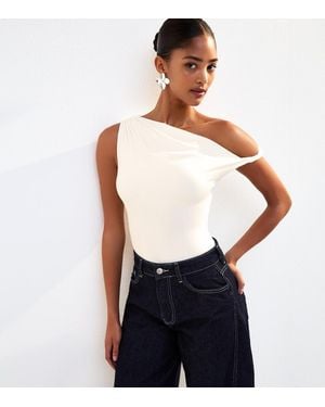New Look Twist Fallen Shoulder Bodysuit - White