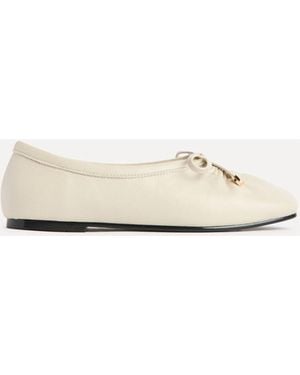 Linzi Arlo Ballet Pumps With Bow Detail - Natural