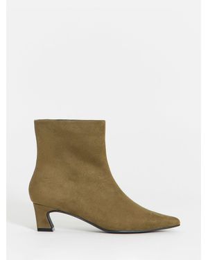 Simply Be Wide Fit Flared Heel Pointed Toe Ankle Boots - White