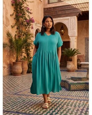 Live Unlimited Pleated Midi Dress - Green