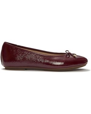 Fitflop Delicato Bow Textured Patent Leather Ballet Flats