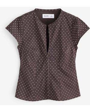 Hollister Keyhole Hook & Eye Top - Purple
