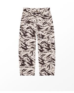 Ro & Zo Petite Zebra Print Barrel Leg Jeans - White