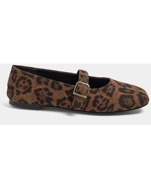 Yours Curve Leopard Print Wide Fit Buckle Detail Mary Jane Flats - White
