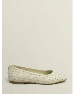 Hobbs Raina Woven Flat Shoes - Natural