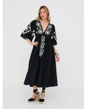 Raffya Arianna V-Neck Embroidered Maxi Dress - White