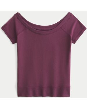 Hollister Scoop Neck T-Shirt - Purple
