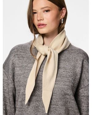 Pieces Knitted Triangle Scarf - Gray