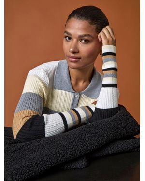 Roman Stripe Collar Buttoned Knit Top - Black