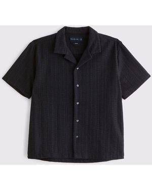 Abercrombie & Fitch Cropped Back Graphic Print Button Through Shirt - Black